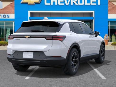 New 2026 Chevrolet Equinox EV LT image 4