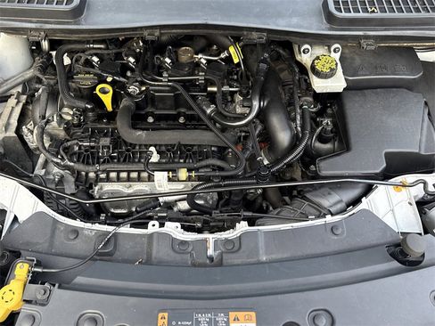 Used 2019 Ford Escape SEL image 25