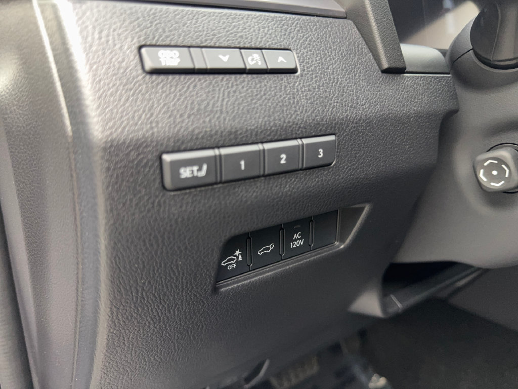 Used 2025 Lexus GX 550 w/ Cold Area Package AWD/4WD image 59