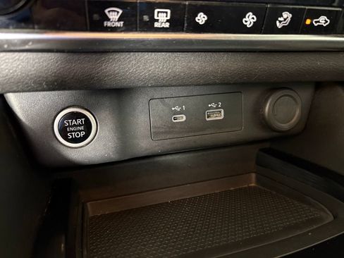 Used 2023 Nissan Rogue SV FWD image 26