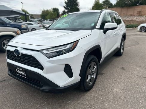 Used 2024 Toyota RAV4 XLE image 3