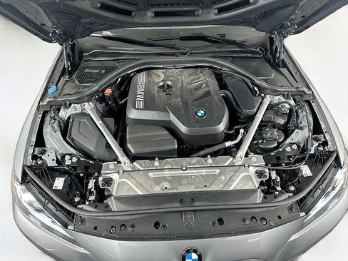 Used 2025 BMW 430i Coupe w/ Premium Package image 31