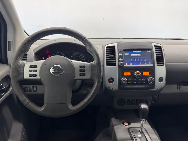 Used 2020 Nissan Frontier SV RWD image 3