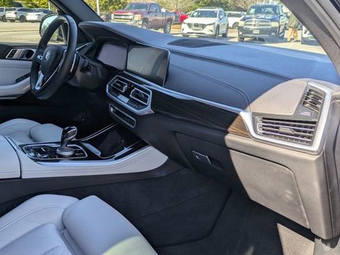 Used 2023 BMW X5 xDrive45e image 33