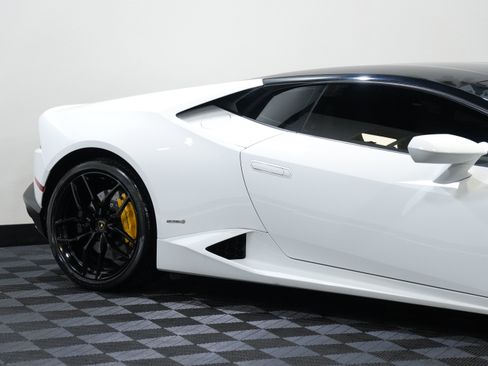 Used 2015 Lamborghini Huracan LP 610-4 image 13