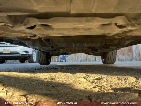 Used 2018 Jeep Grand Cherokee Altitude AWD/4WD image 15
