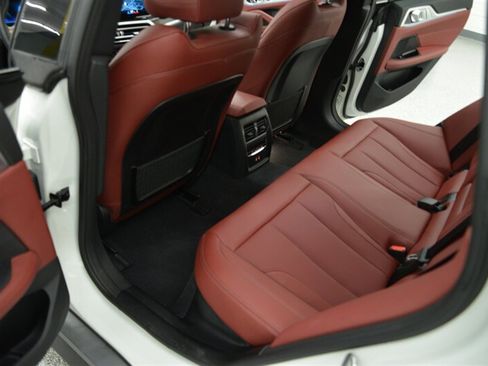 Used 2023 BMW i4 eDrive40 w/ Premium Package image 25