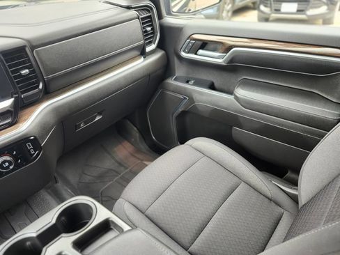 Used 2022 Chevrolet Silverado 1500 LT AWD/4WD image 15