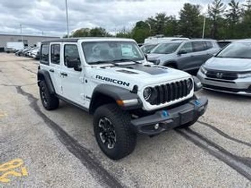 Used 2024 Jeep Wrangler Unlimited Rubicon 4xe AWD/4WD image 4