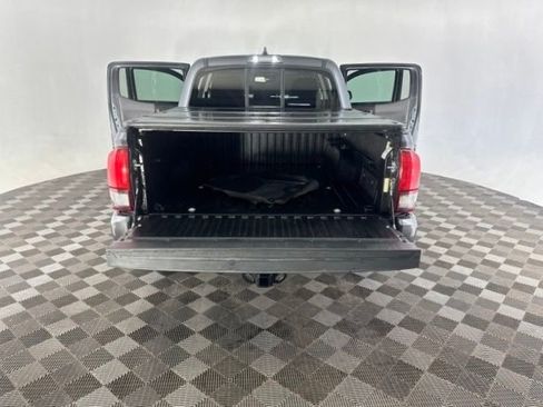 Used 2023 Toyota Tacoma SR AWD/4WD image 15