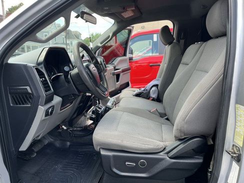 Used 2019 Ford F550 4x4 Regular Cab Super Duty w/ XLT Value Package image 22