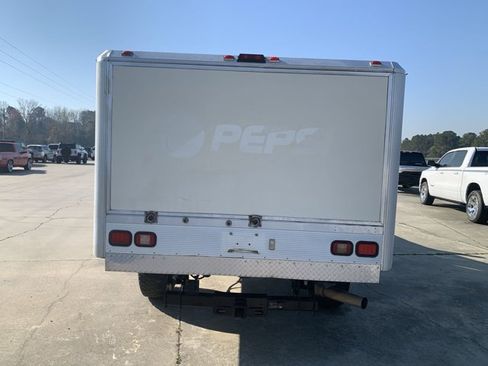 Used 2017 Ford F250 XL image 6