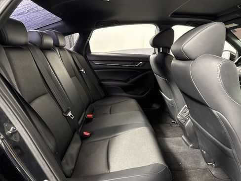 Used 2021 Honda Accord Sport image 17