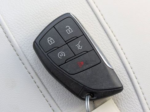 Used 2024 GMC Acadia Denali image 34