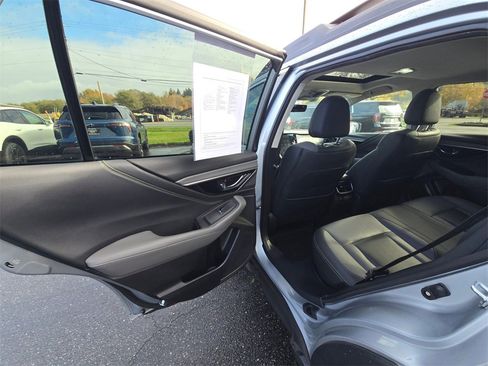 Used 2021 Subaru Outback Onyx Edition XT image 10