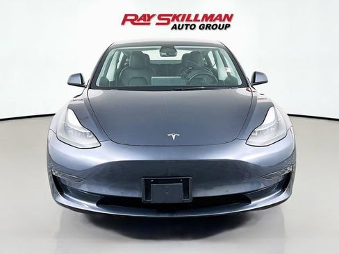 Used 2022 Tesla Model 3 Base image 2