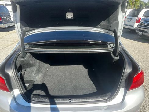 Used 2019 BMW 530i image 17