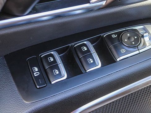 Used 2024 Kia Telluride SX Prestige image 27