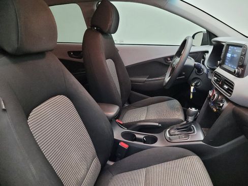 Used 2018 Hyundai Kona SE FWD image 21