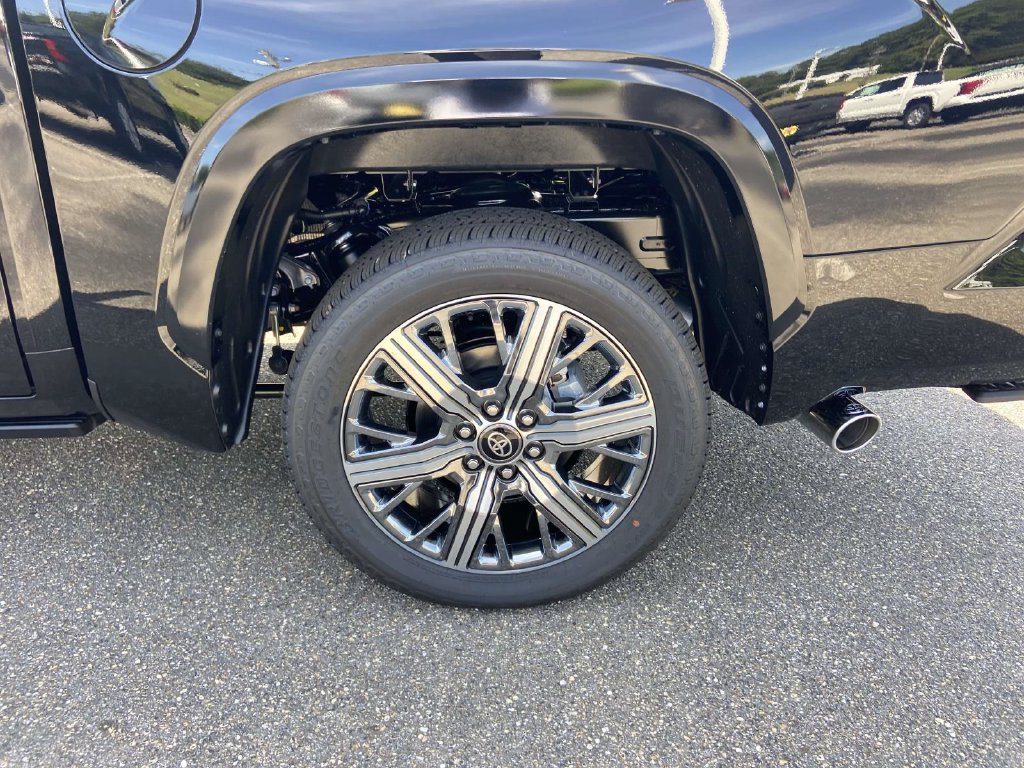 New 2026 Toyota Tundra Capstone AWD/4WD image 9