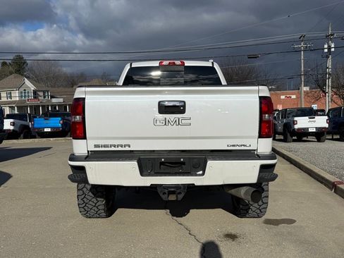 Used 2019 GMC Sierra 2500 Denali w/ Duramax Plus Package image 7