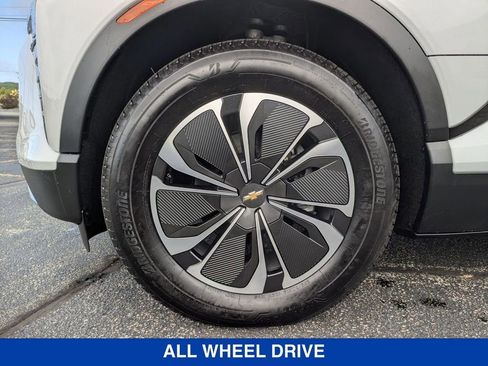 New 2025 Chevrolet Blazer EV LT AWD/4WD image 10