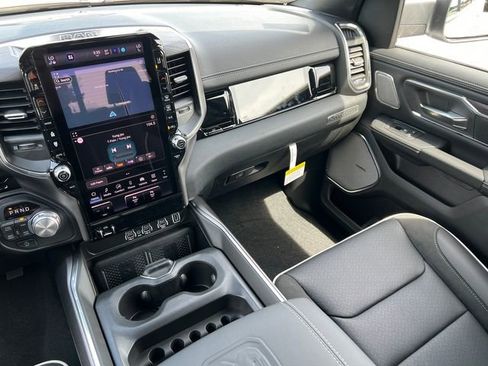 New 2026 RAM 1500 Laramie AWD/4WD image 35