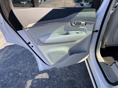 Used 2025 Volvo XC90 T8 Plus w/ Protection Package Premier image 18