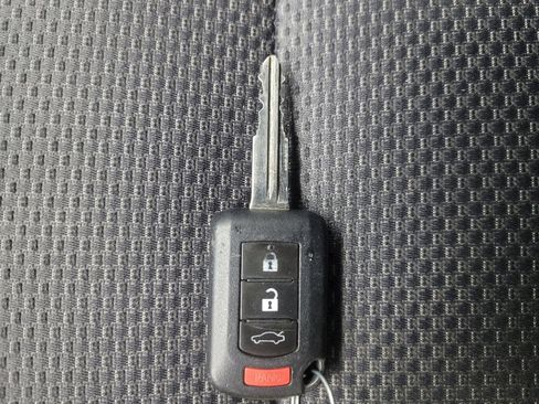 Used 2017 Mitsubishi Lancer LE image 32