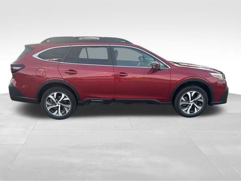Used 2021 Subaru Outback Limited image 8