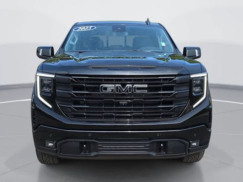 Certified 2025 GMC Sierra 1500 Elevation w/ Elevation Premium Package AWD/4WD image 10