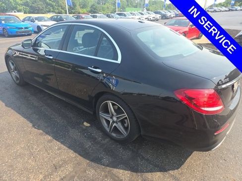 Used 2017 Mercedes-Benz E 300 4MATIC image 5