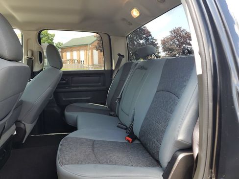 Used 2019 RAM 1500 Tradesman w/ SXT Plus Group AWD/4WD image 9