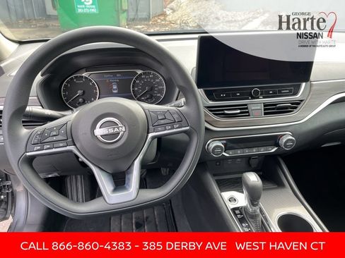 Certified 2025 Nissan Altima 2.5 SV w/ SV Special Edition Package AWD/4WD image 31