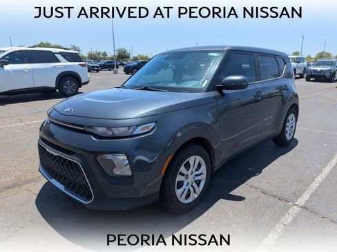 Used 2021 Kia Soul LX FWD image 1