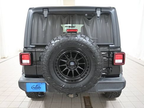 Used 2021 Jeep Wrangler Unlimited Sport AWD/4WD image 11