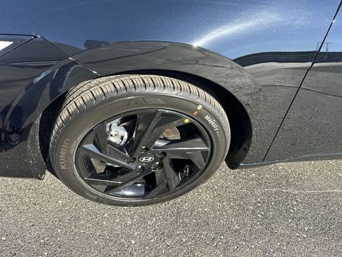 New 2026 Hyundai Elantra Sport w/ Cargo Package FWD image 17