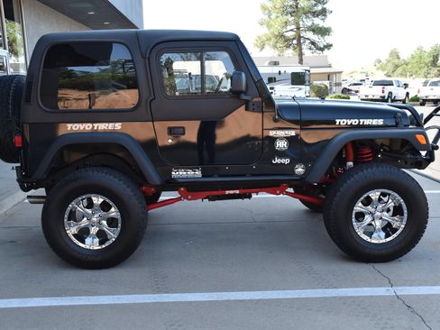 Used 2006 Jeep Wrangler X AWD/4WD image 9