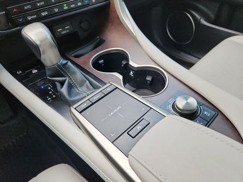 Used 2020 Lexus RX 350 AWD w/ Premium Package image 15