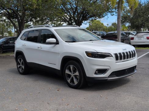 Used 2019 Jeep Cherokee Limited w/ Technology Group image 1