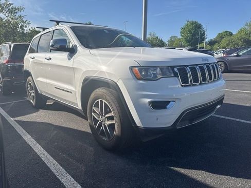 Used 2019 Jeep Grand Cherokee Limited image 3