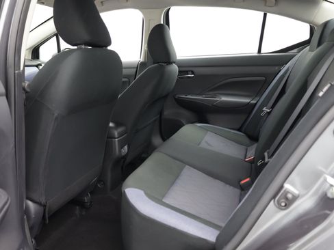 Used 2025 Nissan Versa SV FWD image 21