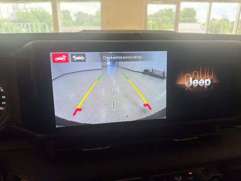 Used 2024 Jeep Wrangler Unlimited Sahara w/ Dual Top Group AWD/4WD image 20