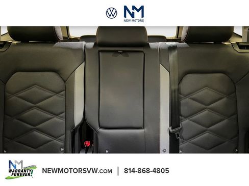 New 2026 Volkswagen Atlas Peak Edition image 13