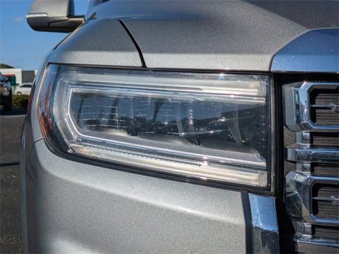 Used 2023 GMC Acadia Denali w/ Denali Ultimate Package image 10