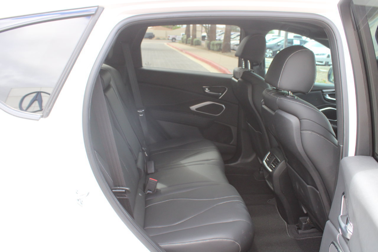 Used 2026 Acura RDX SH-AWD image 8