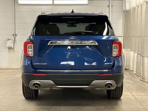 Used 2022 Ford Explorer Limited AWD/4WD image 4