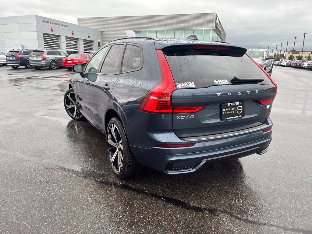 Certified 2024 Volvo XC60 T8 Ultimate w/ Climate Package AWD/4WD image 8