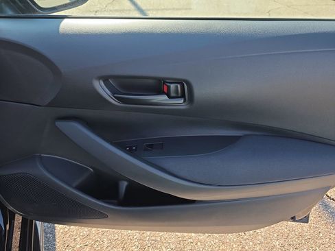 Used 2023 Toyota Corolla LE image 12