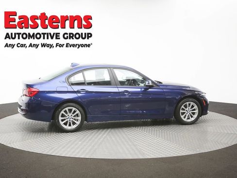 Used 2017 BMW 320i xDrive Sedan AWD/4WD image 45